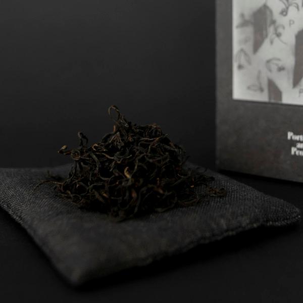 POCHE DE PIGEON 포시 드 피죵 기문홍차