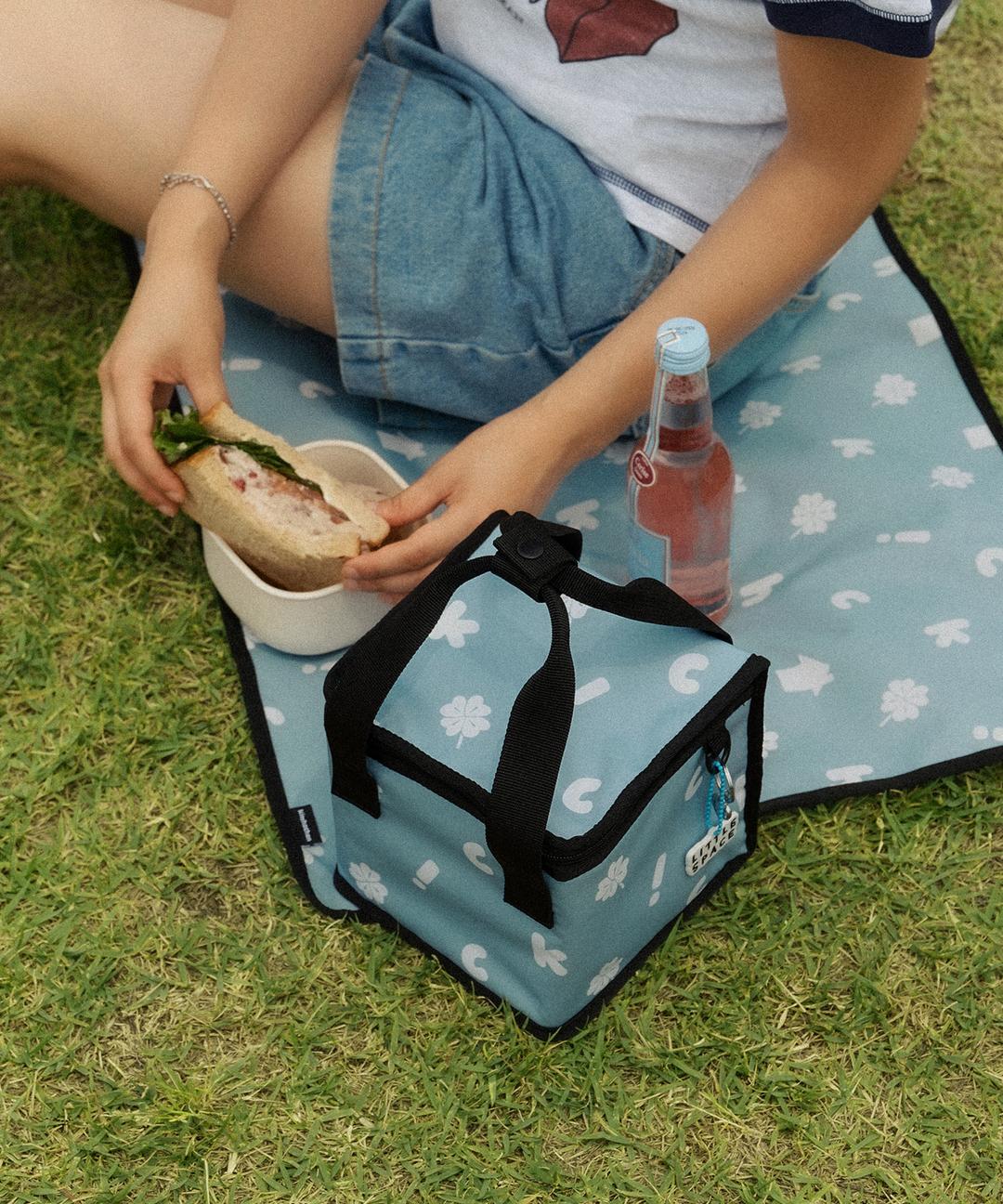 럭키홈 패턴 도시락 가방 - 2 COLORS (키링 매트 추가 시 25% OFF)