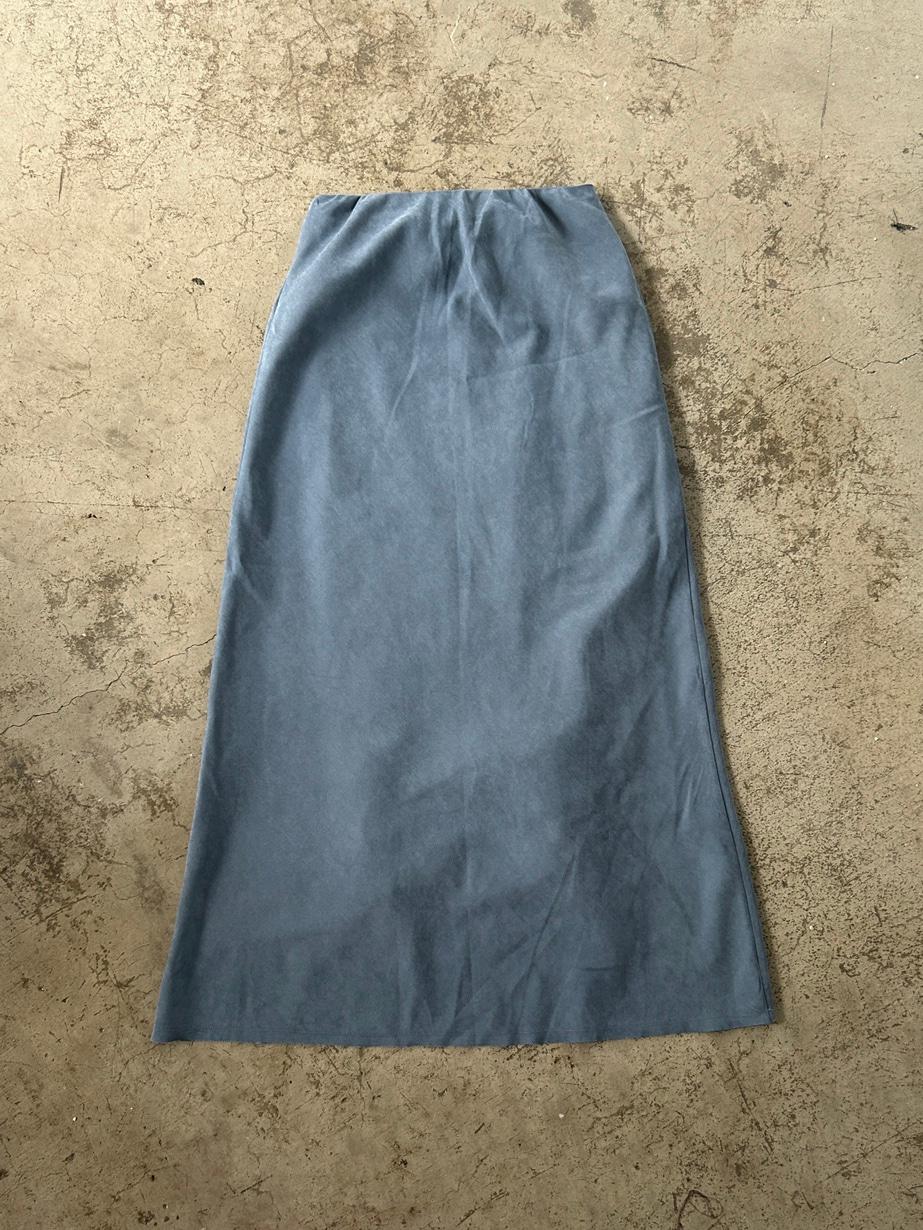여유주문 SUEDE FLOW A-LINE SKIRT