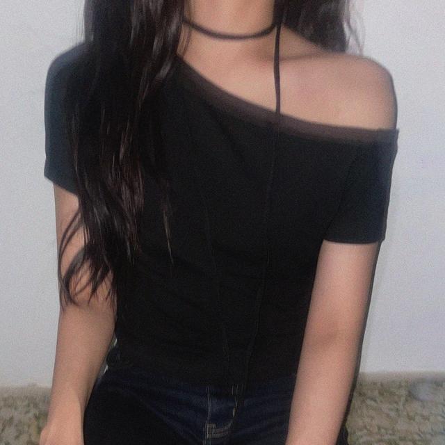 [24Pre-Summer][4/30 순차배송] One Off-shoulder Top Black(넥끈포함)