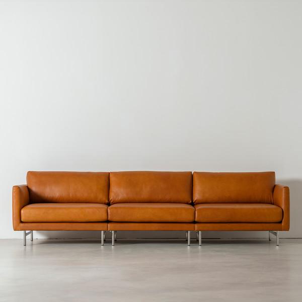 OUI LEATHER MODULE SOFA 2940 WIDE