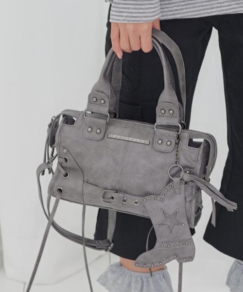 벨티드 워싱 레더 미니백 (GRAY) F26QE991