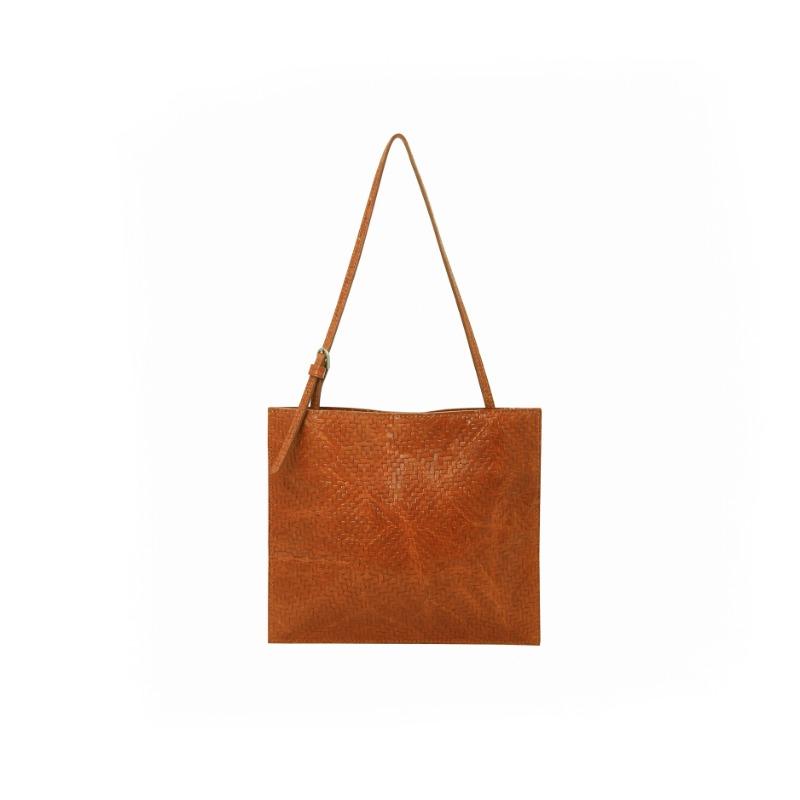 chato bag - woven camel