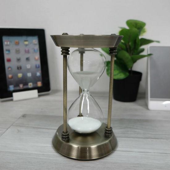 앤틱한 브론즈 컬러의 모래시계 중형