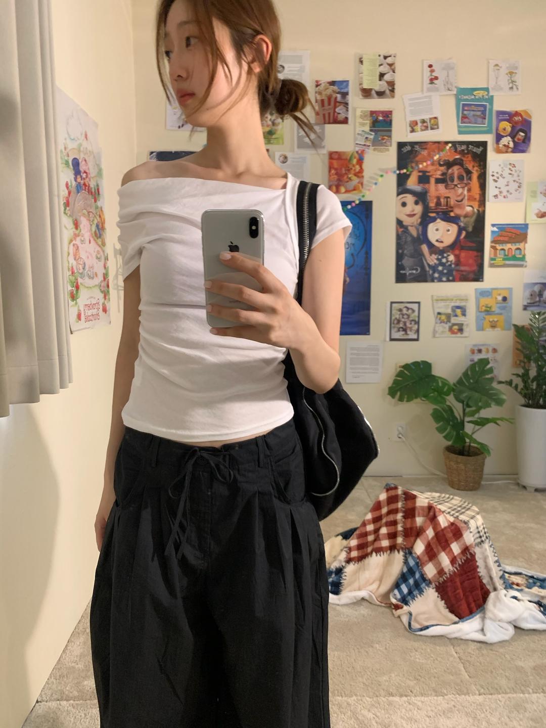 보우아카이브 drape off shoulder top (컬러추가)
