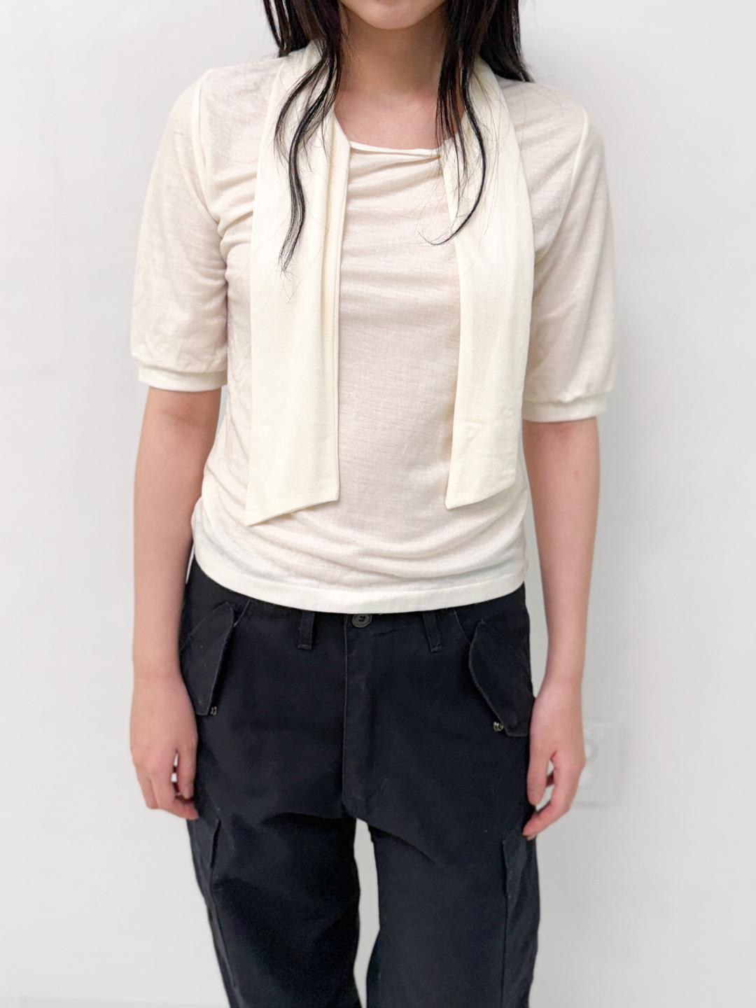 541. Pearl scarf tension top
