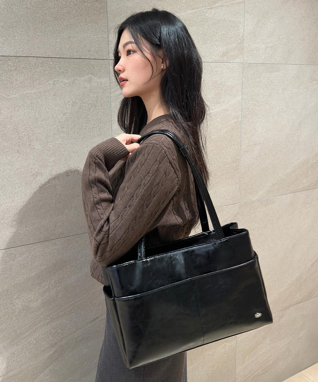 맥끌라니 멜다 숄더백