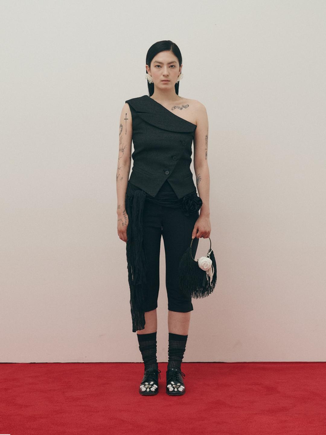 Unbalance Jacquard Vest