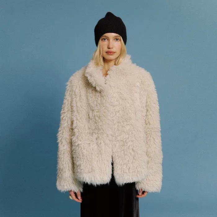 [2차] Kit Fur Jacket