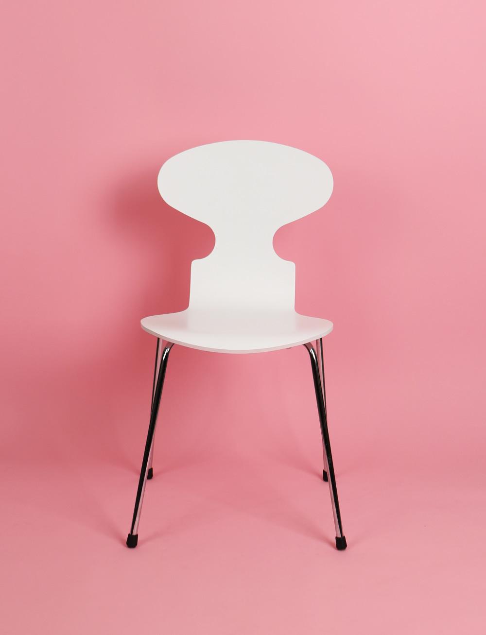 앤서니 체어 화이트