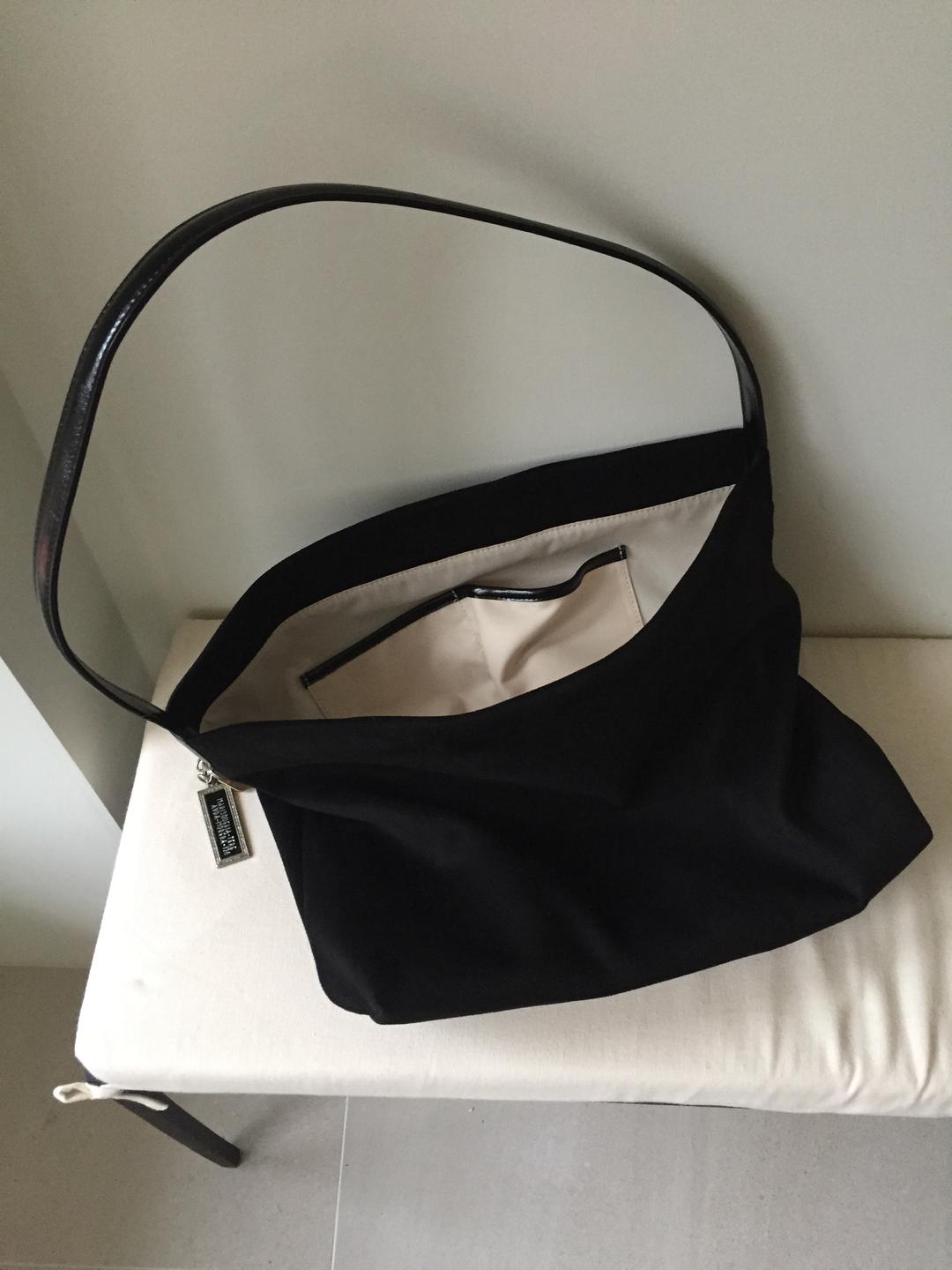 row bag (black)
