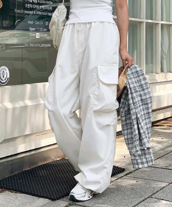 🎬루인 스트링 나일론 와이드 카고 팬츠 -7color