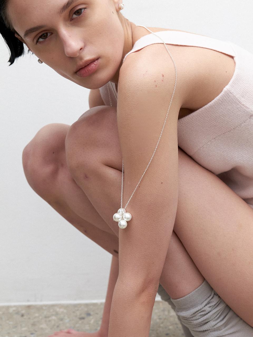 big popping pearl necklace - silver