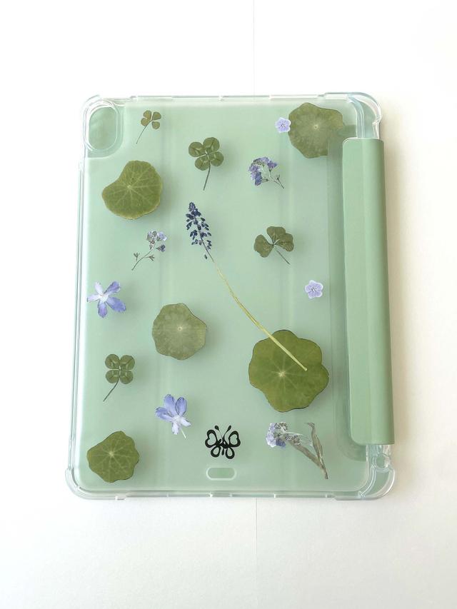 Green Lucky iPad Case