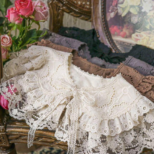 코트니 레이스 넥 케이프 페이크 카라 ac0035