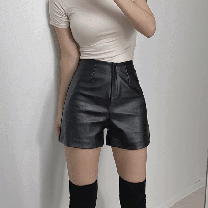 [국내/핏대박/S-L] 가죽 레더 A라인 하이웨스트 숏 반바지 팬츠