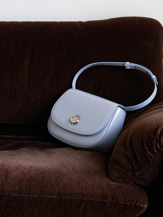 [단독] classic turn-lock button crossbag 3colors