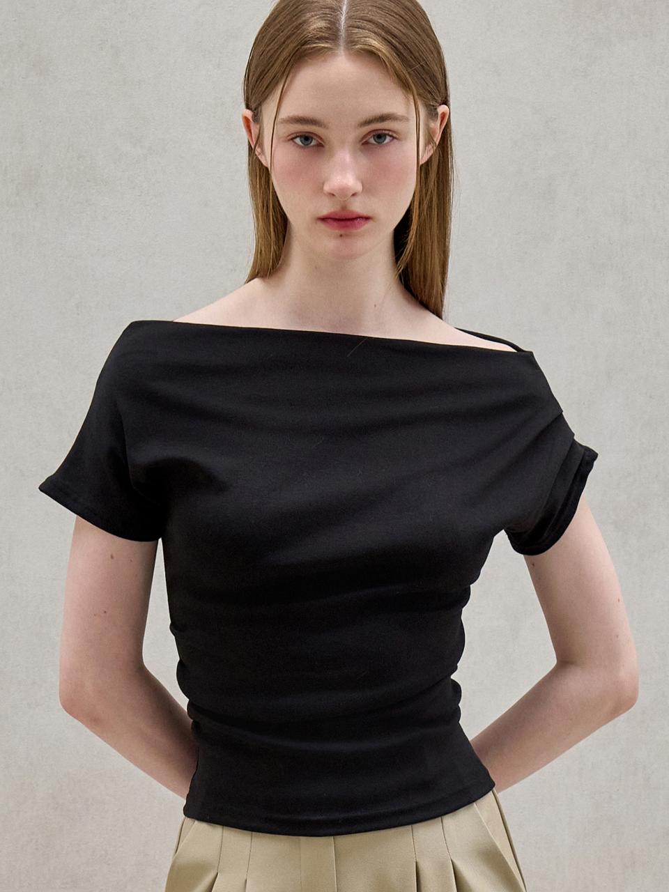 오프숄반팔티 검정 AD275