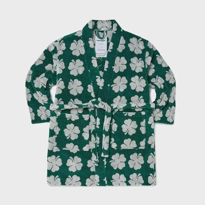 [29CM단독] 키티버니포니 x 타월로지스트 Lucky Clover Robe, Free size