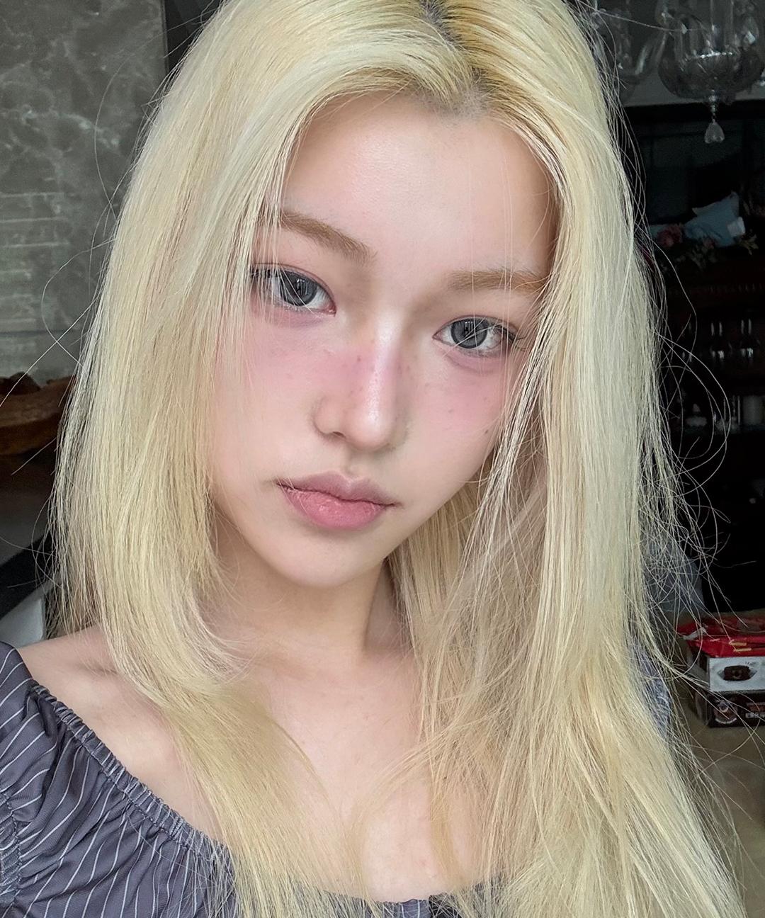 어바웃톤 스킨 레이어 핏 블러셔 (10colors) 🚀직진배송🚀 ✨ONLY ZIGZAG✨