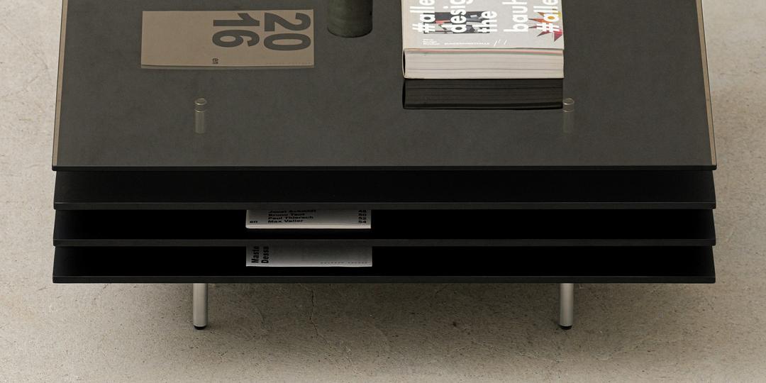 Piloti Sofa table | Light