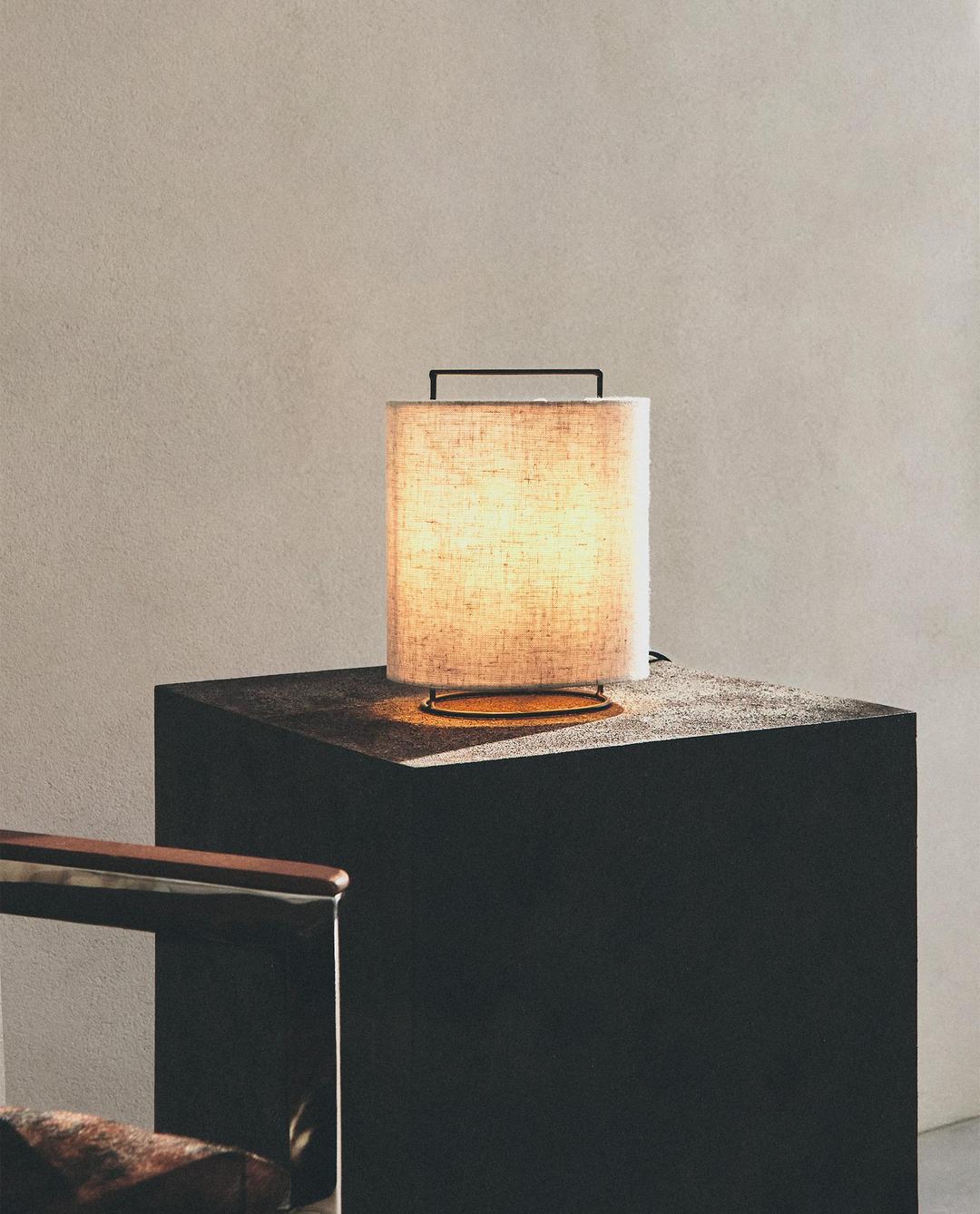 LINEN TABLE LAMP