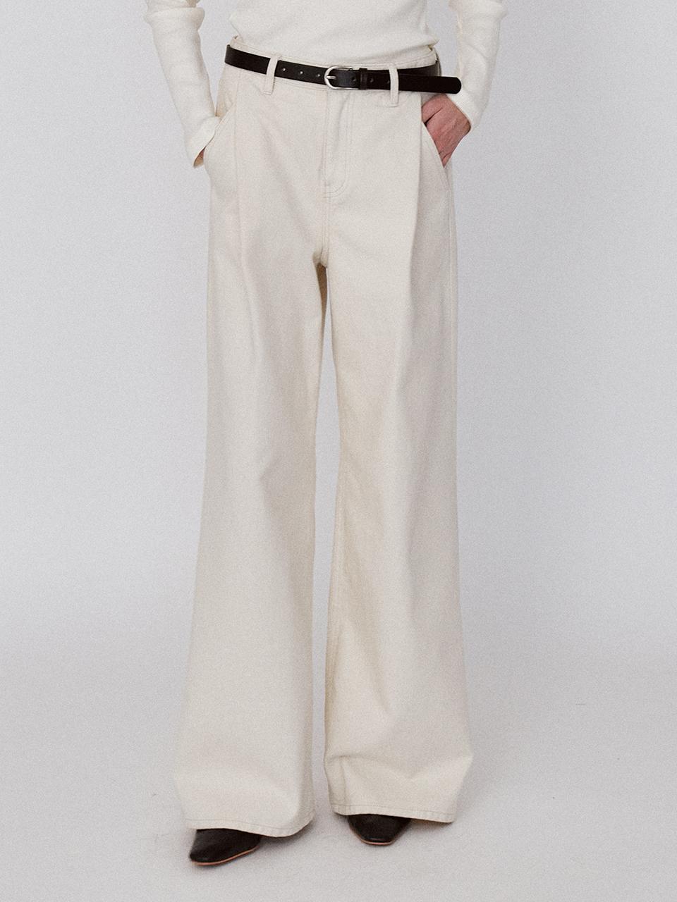 르세지엠 Cotton Wide One Tuck Pants - Cream Cotton Wide One Tuck Pants