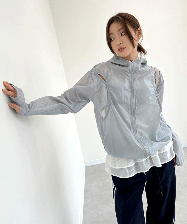 [모델소장!/여름바람막이] 씬 글로시 컷아웃 트임 후드 바람막이 (3color)