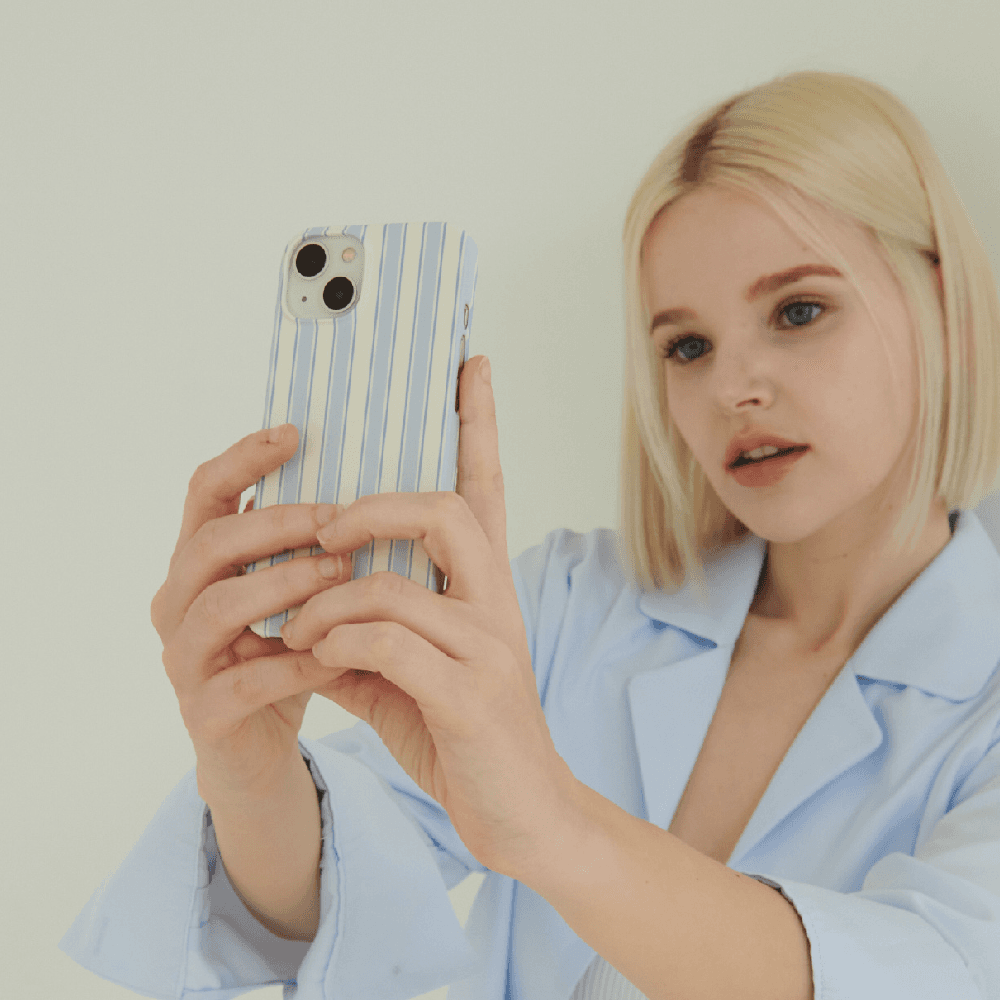 [하드 케이스 / 키링 부착 가능] Pajama Stripe case - Skyblue