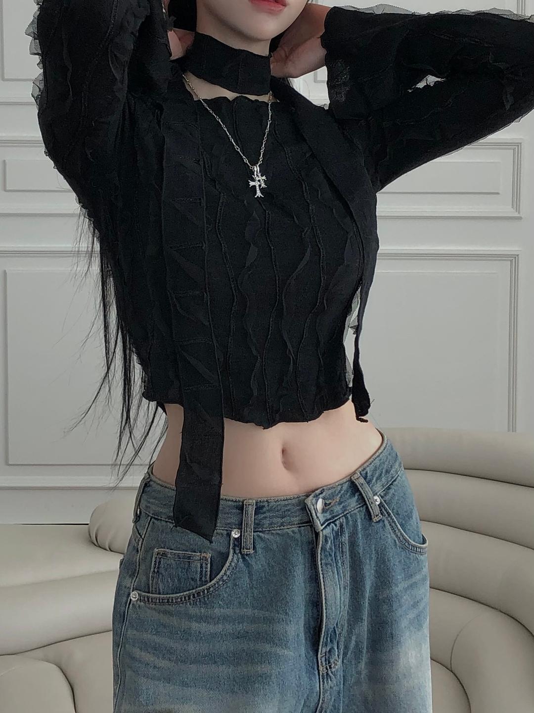 Wave scarf Top