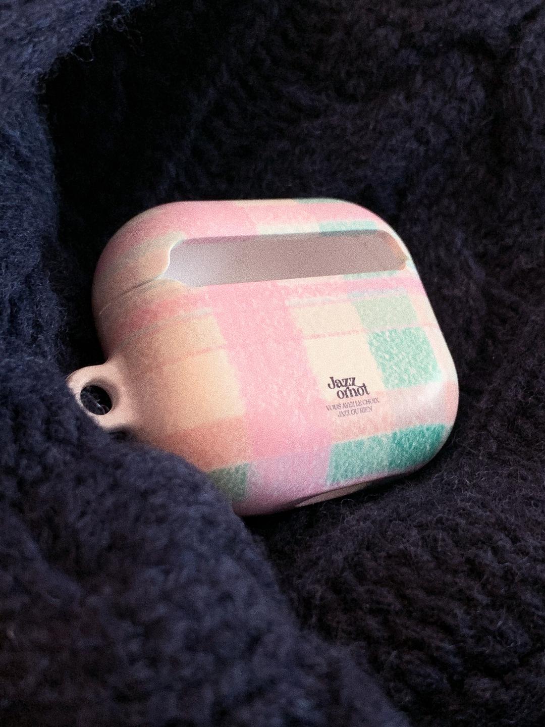 Rosevert Sweater Air Pods Case