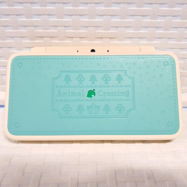 [중고] 닌텐도 2DS XL 동물의 숲 에디션 (충전기 포함/생활기스 약간 있음)