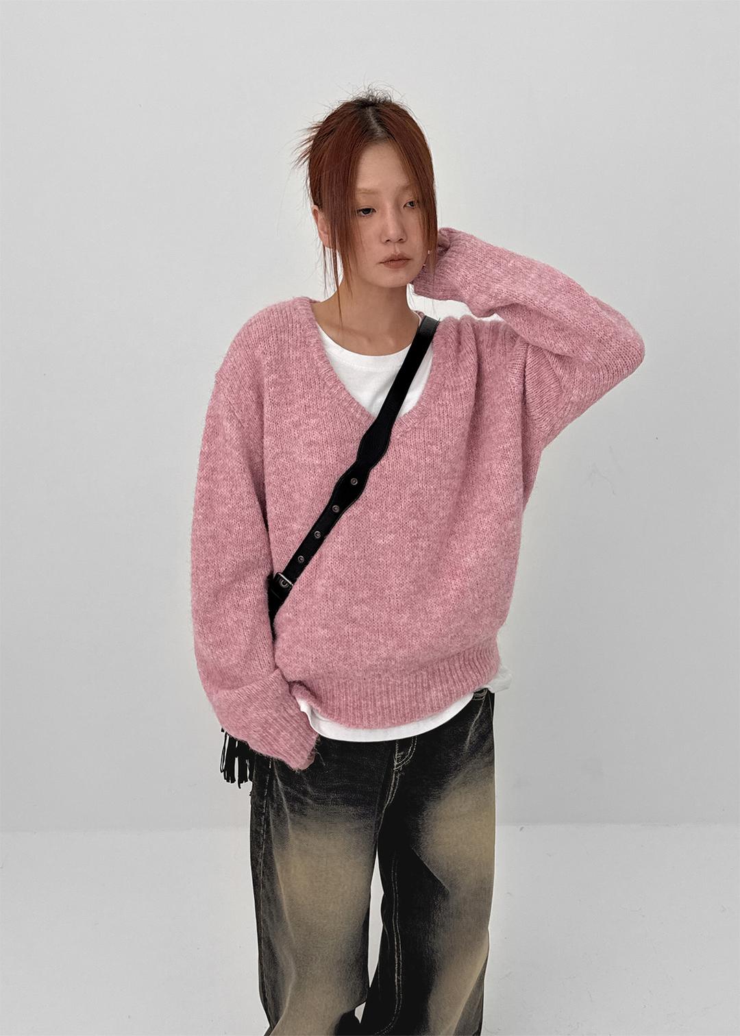 [MADE] 폼링 루즈핏 브이넥 울 니트