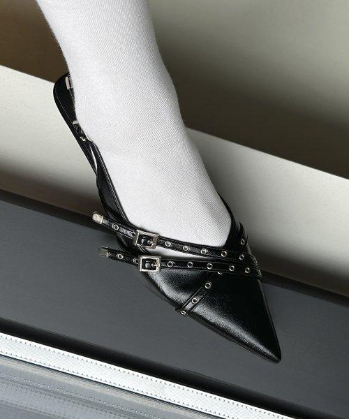 BELTED SLINGBACK / BLACK