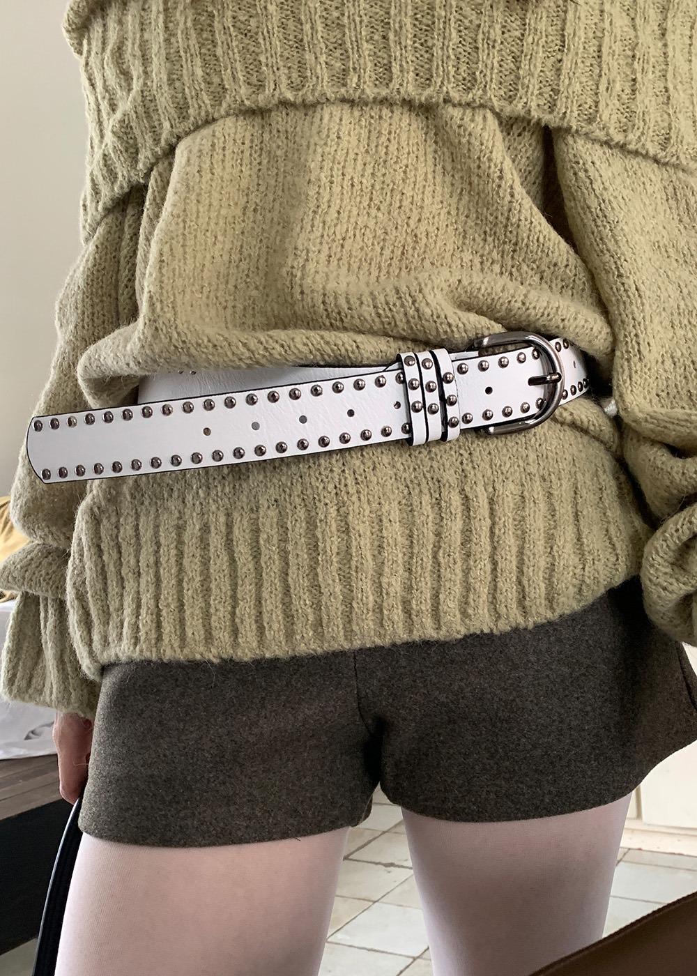 STUD LEATHER BELT