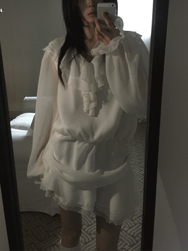 데이즈 ruffle mini dress