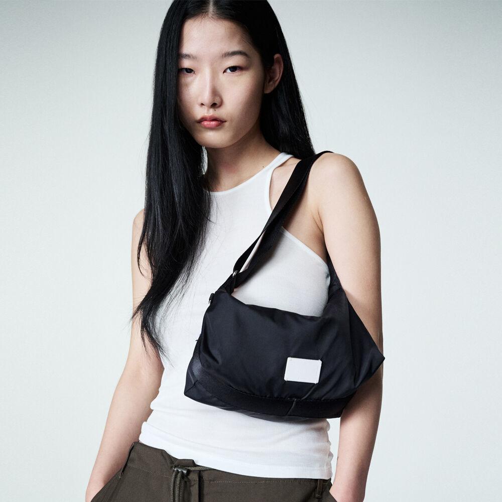 [23PS]FENNEC MINI HOBO BAG - BLACK