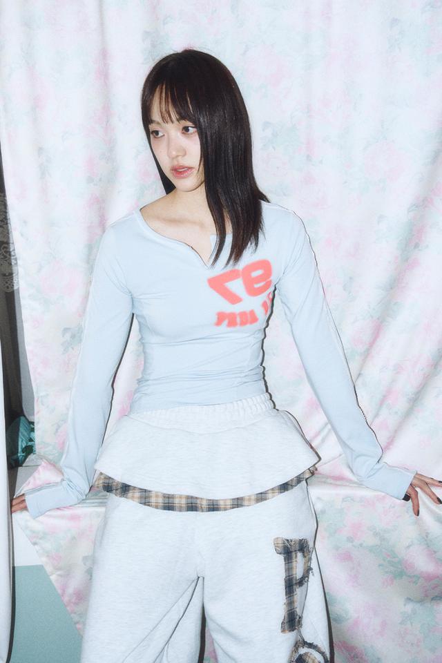 LACE NECK BUTTON LONG SLEEVE ANGEL FALLS