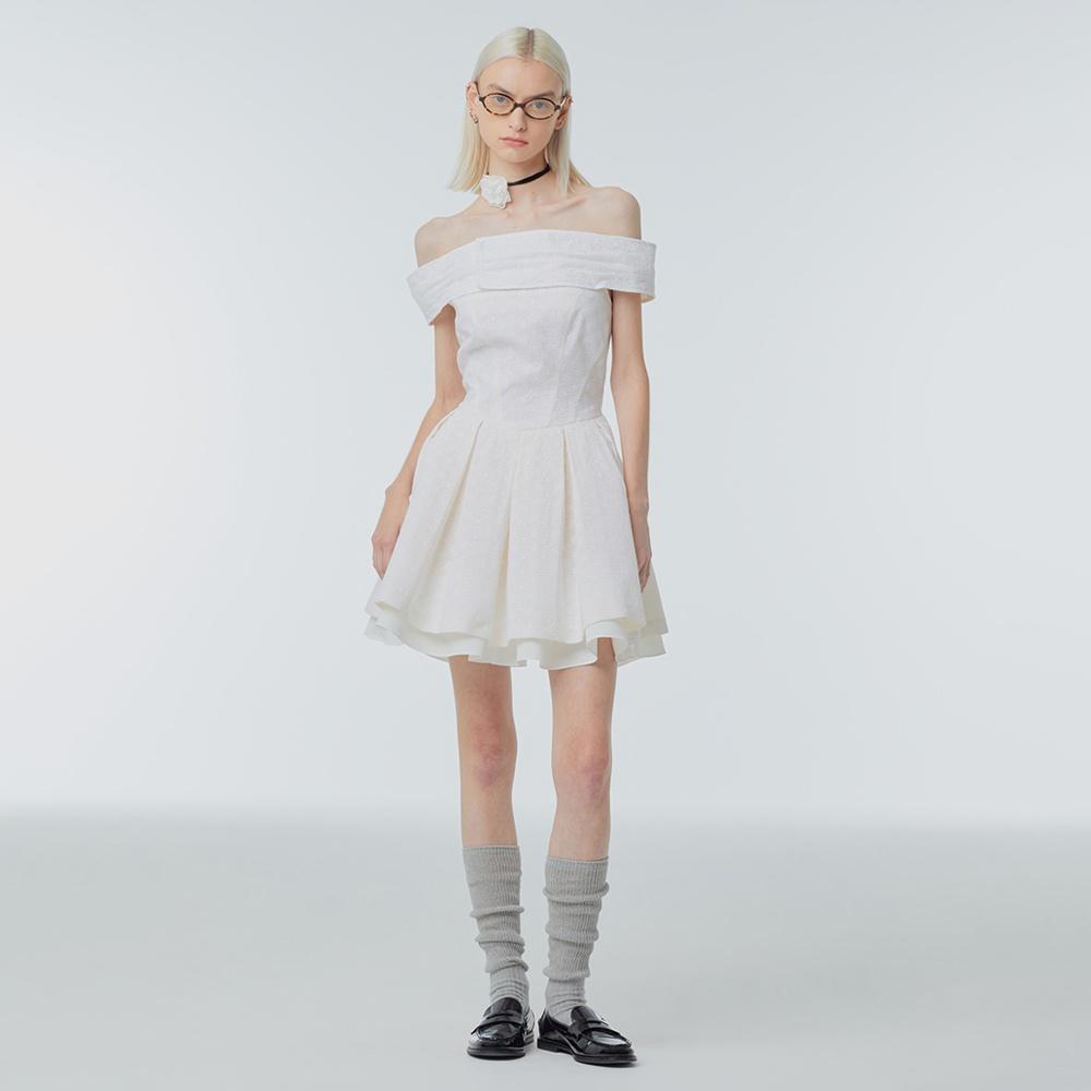오프숄더 플레어 원피스