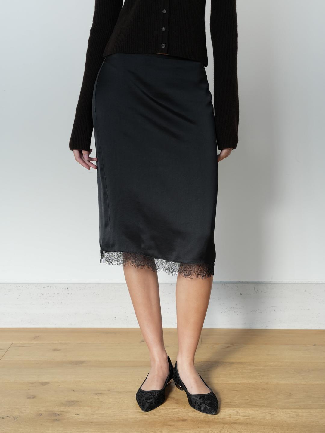 BLACK LACE SILK SKIRT
