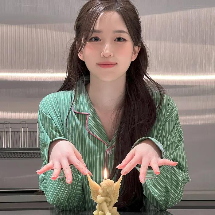[해원 Pick] 실크핏 웬즈데이 긴팔 커플 잠옷 세트