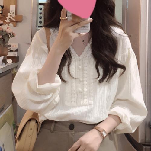 블랑블랑 [블랑블랑]미즈 청순 브이넥 레이스 블라우스 JSC-24051903