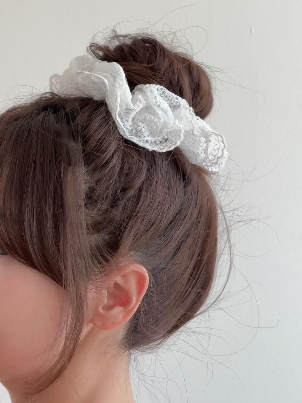 모노플로르 자수 레이스 시스루 헤어 스크런치 곱창밴드 머리끈 당고머리 번헤어