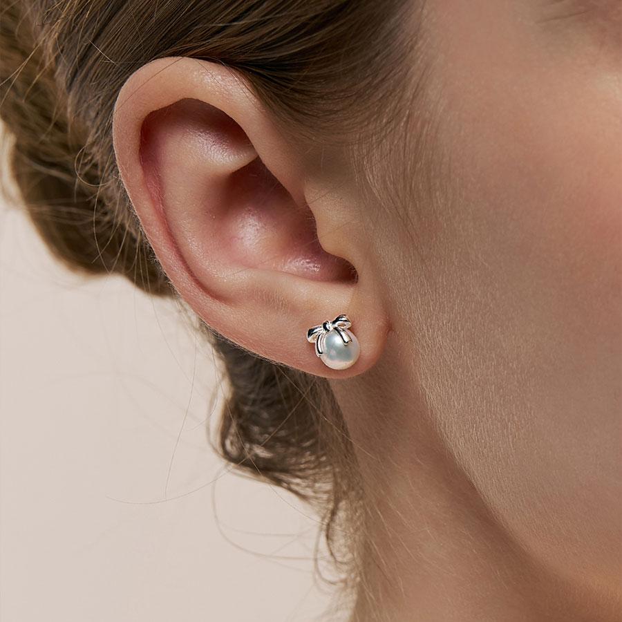 ribbon pearl earring