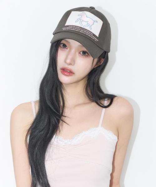 포니 패치 볼 캡 차콜