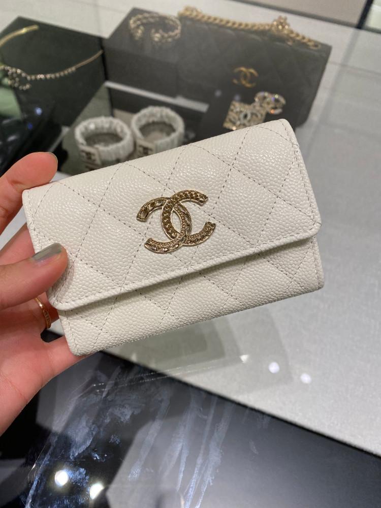 [Chanel] 샤넬 체인 디테일 CC 로고 플랩 카드 홀더 화이트 AP3049 B09324 10601