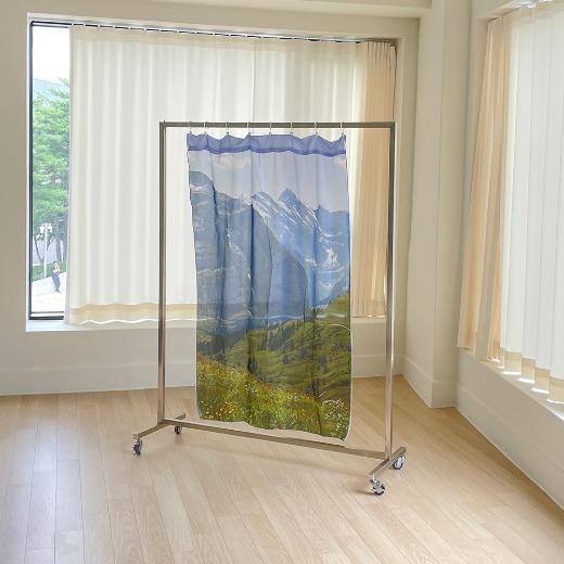 Swiss enjoy Curtain