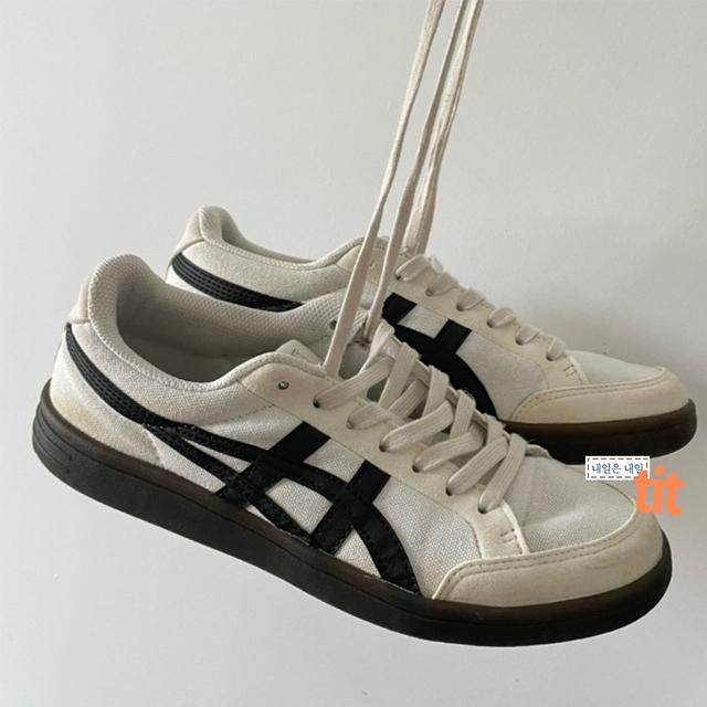 오니츠카타이거 어드벤티 빈티지 화이트 블랙 1183B799-101