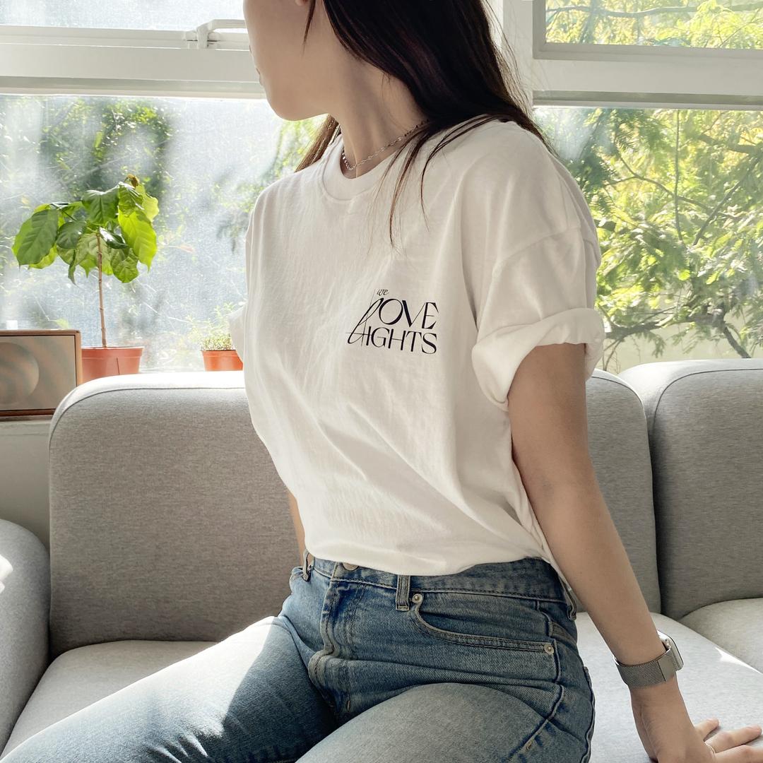 [Lights deliver] t-shirts