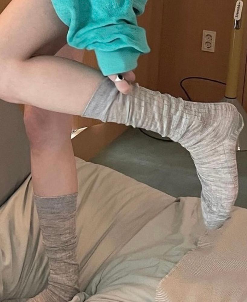 4+1 당일배송 뮤뮤 메리노울 루즈삭스 (5color) 니삭스코디 양말코디 예쁜양말 루즈핏삭스